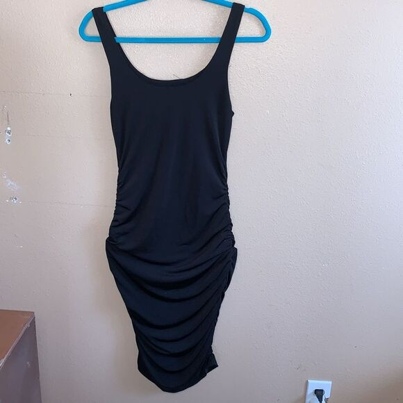 fashion nova black spandex tank bodycon midi dress with ruched sides Small - Picture 2 of 3